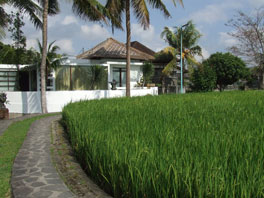 luxury villa rental bali